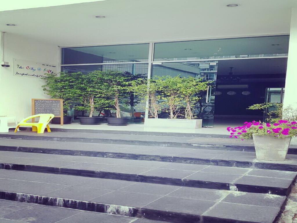 The City At Fifty Bangkok Bagian luar foto