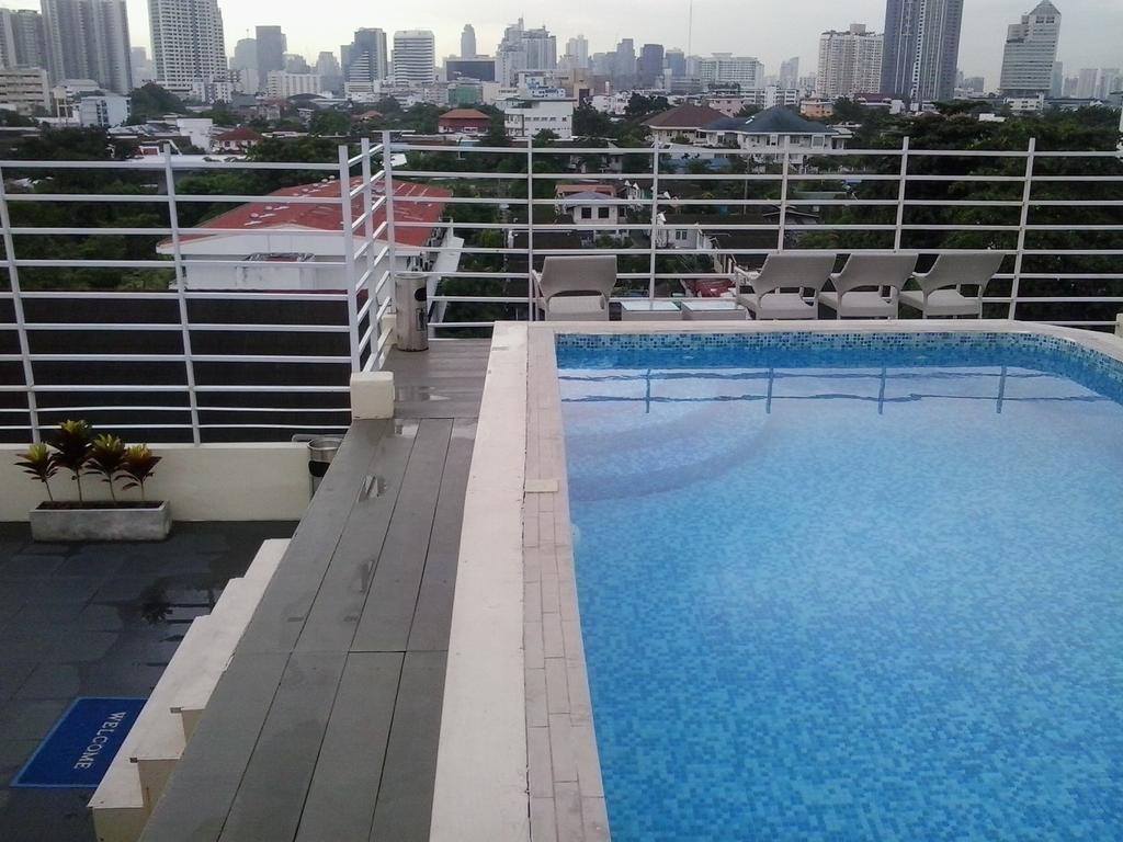 The City At Fifty Bangkok Bagian luar foto